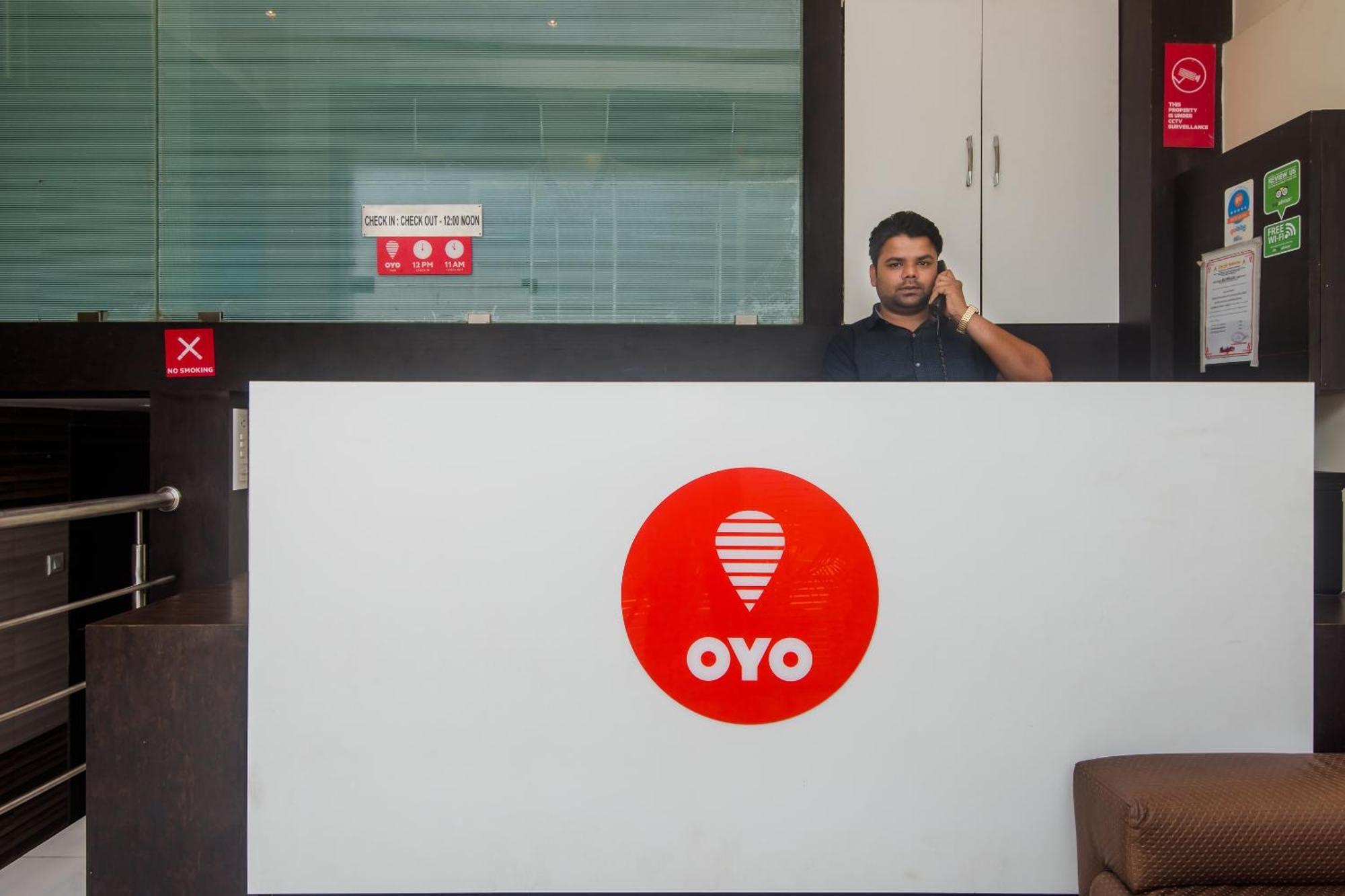 Oyo 4083 ホテル アルファ グランド ムンバイ エクステリア 写真